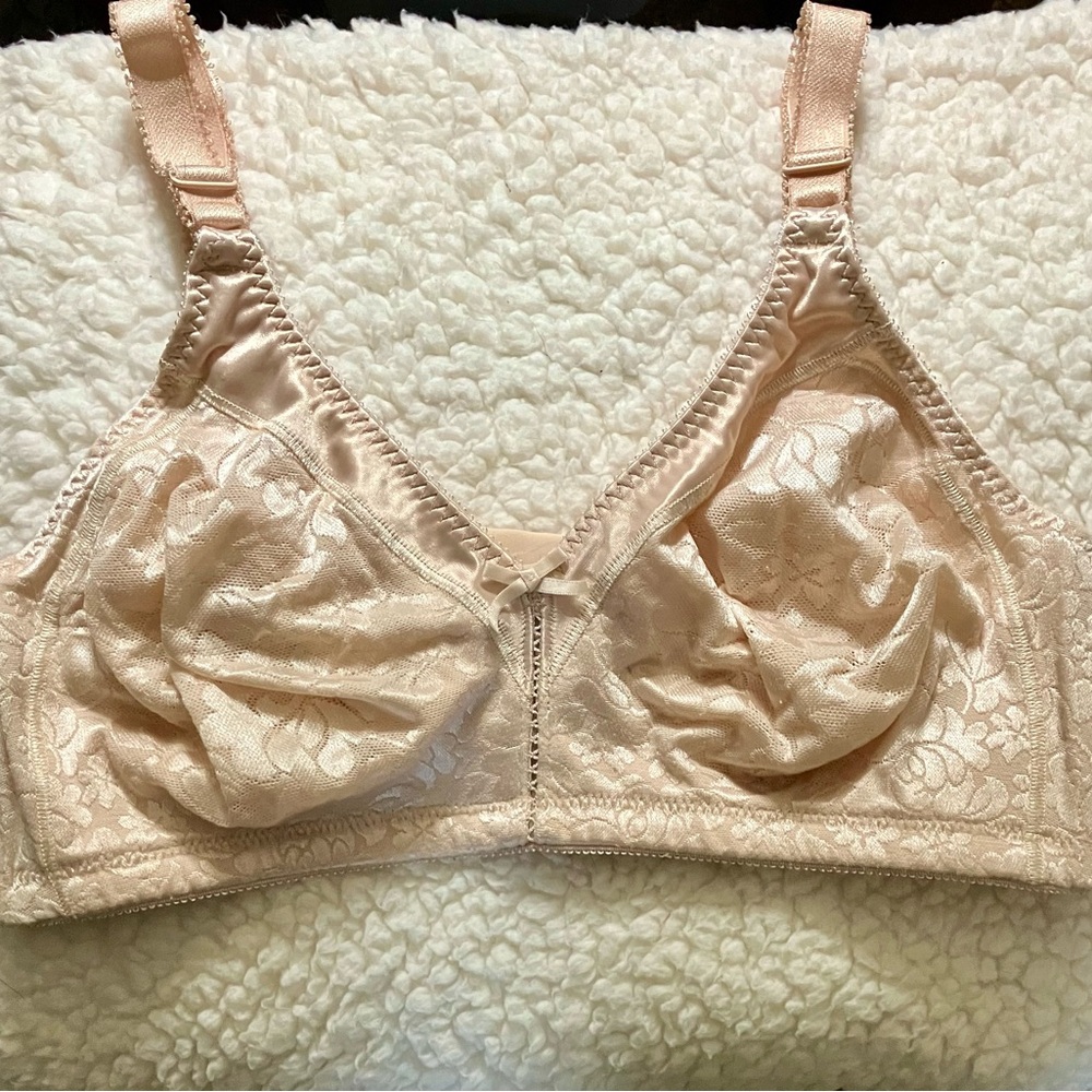 Bali bra , gently worn, 40c